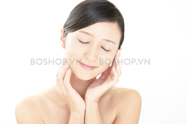 serum-duong-trang-white-beau-essence-30ml-boshop-8.jpg