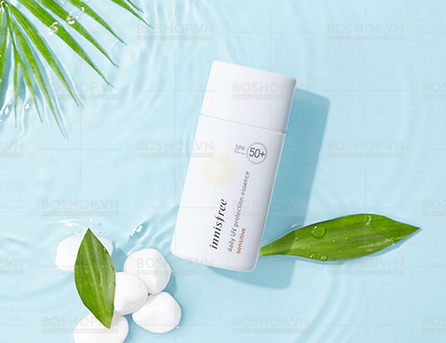 chong-nang-innisfree-essence-sensitive-spf-50-50ml-boshop-4.jpg