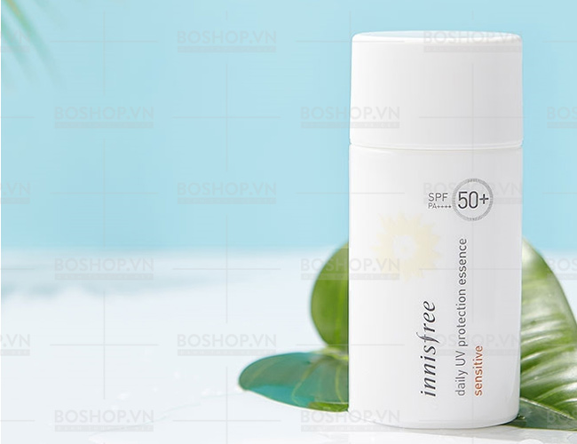 chong-nang-innisfree-essence-sensitive-spf-50-50ml-boshop-5.jpg