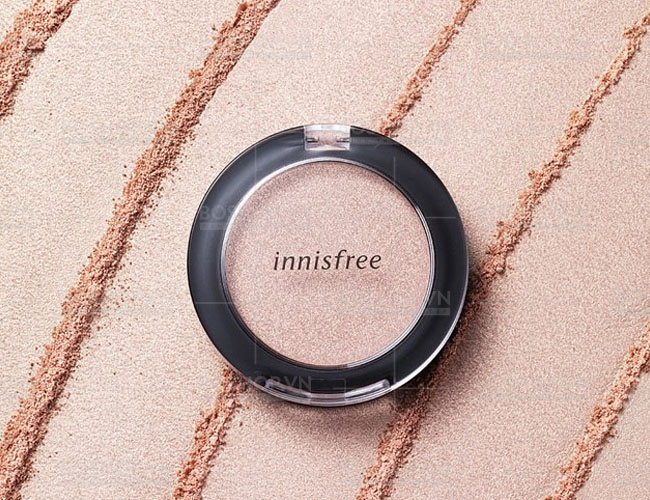 bat-sang-innisfree-aurora-shimmer-highlighter-6g-boshop-5.jpg