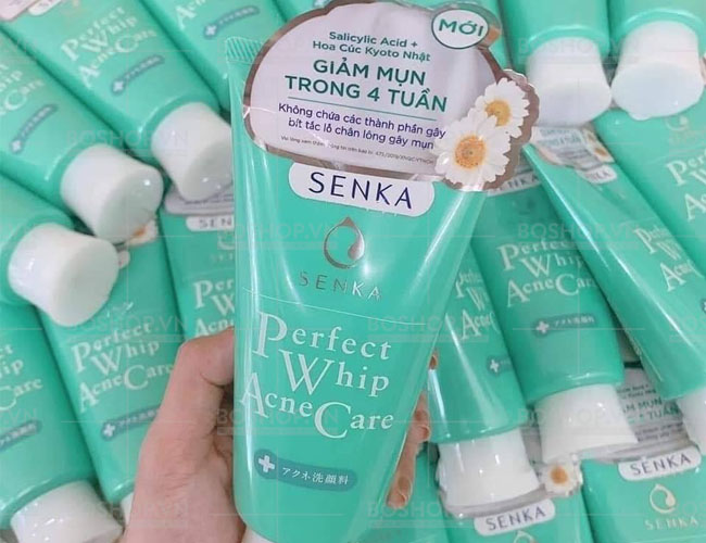 sua-rua-mat-senka-perfect-whip-acne-care-giai-quyet-noi-lo-ve-da-mun