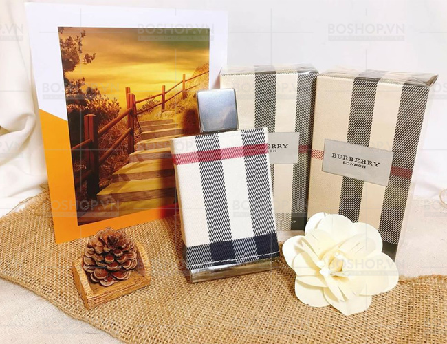 5dd78100ad6c0-nuoc-hoa-nu-burberry-london-edp-boshop-5-jpg