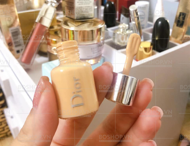 kem-nen-dior-backstage-face-and-body-foundation-5ml-boshop-6-jpg