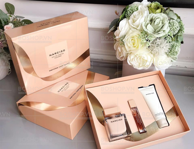 gift-set-narciso-rodriguez-narciso-poudree-3-mon-boshop-6-jpg