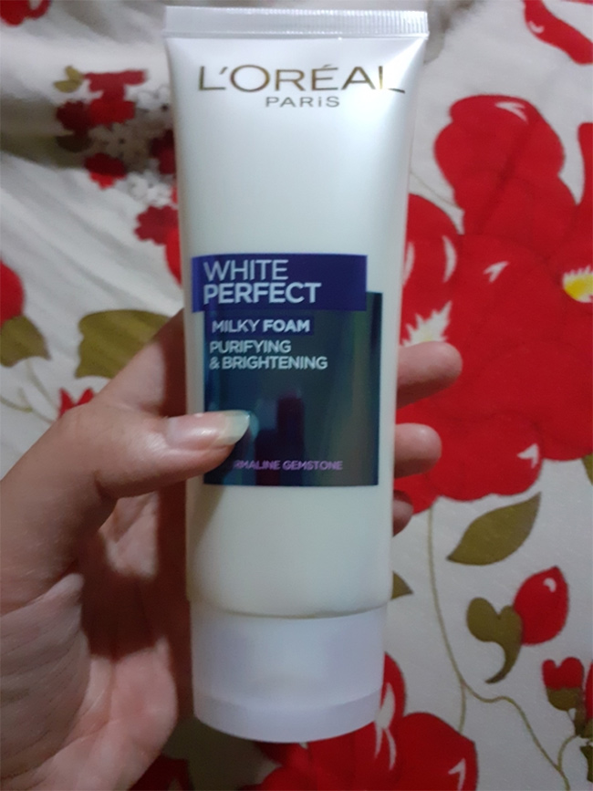 sua-rua-mat-lam-sang-da-loreal-paris-white-perfect-100ml-boshop-4-jpg