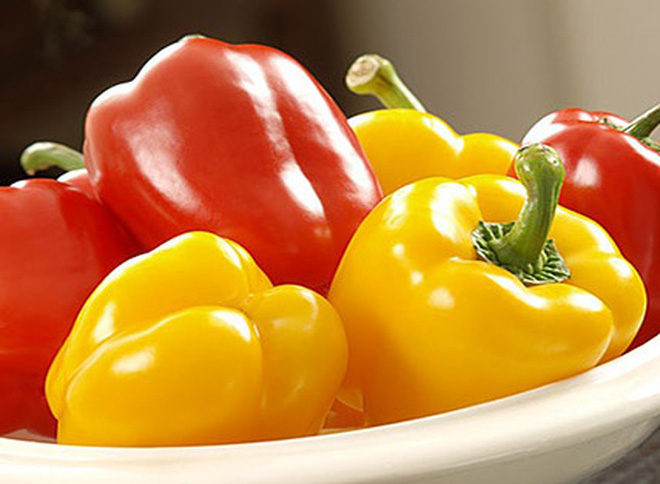 ot-chuong-giup-bo-sung-vitamin-c-va-beta-carotene-cho-co-the