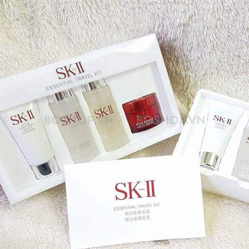 set-duong-da-sk-ii-essential-travel-kit-4-mon-boshop-2-jpg
