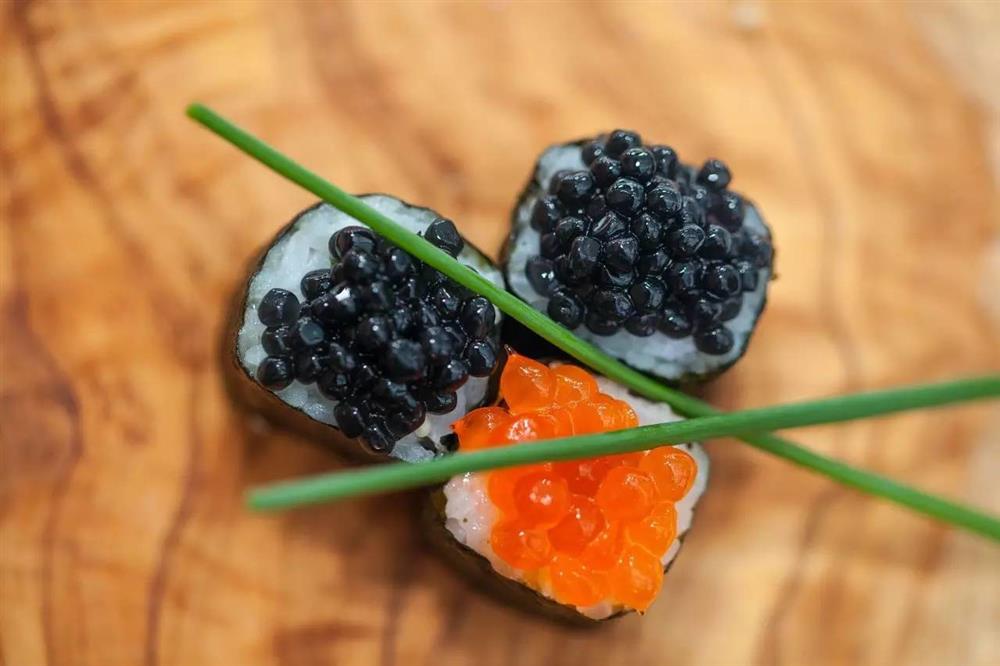 trung-ca-muoi-caviar-va-10-dieu-co-the-ban-chua-biet-1-boshop-1-jpg