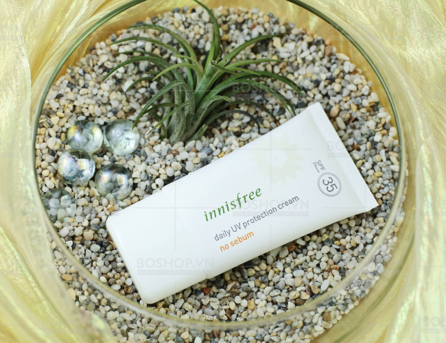 chong-nang-innisfree-daily-uv-protection-cream-no-sebum-spf-35-50ml-boshop-1-png