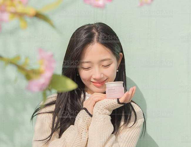 bo-duong-da-innisfree-jeju-cherry-blossom-special-kit-4-mon-boshop-14-jpg