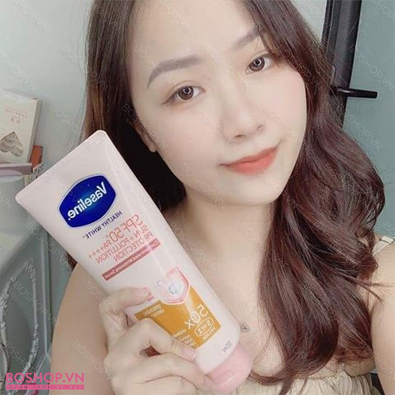 review-duong-the-vaseline-50x-co-that-su-mang-lai-hieu-qua-trang-da-boshop-5-jpg