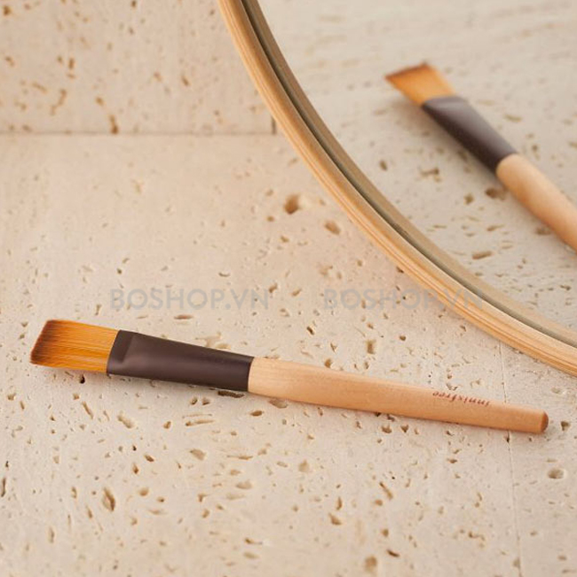 co-dap-mat-na-innisfree-pack-brush-1-cay-boshop-4-jpg