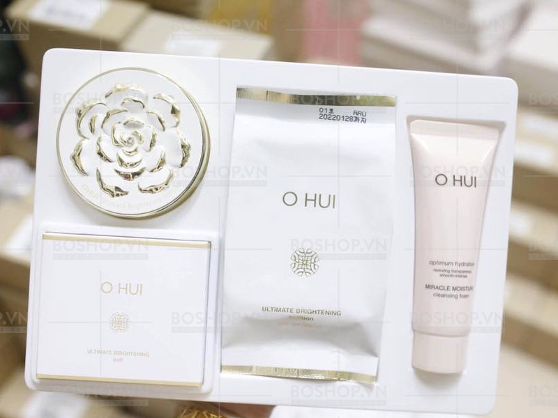 set-phan-nuoc-o-hui-ultimate-brightening-cushion-01-light-boshop-8-jpg