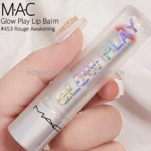 son-duong-mac-glow-play-lip-balm-453-rouge-awakening-boshop-3-gif