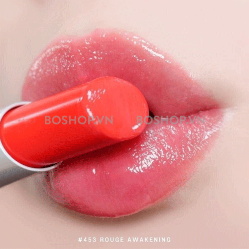 son-duong-mac-glow-play-lip-balm-453-rouge-awakening-boshop-7-gif