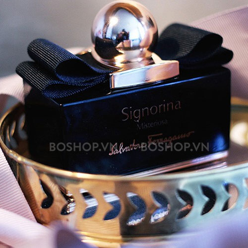 gift-set-nuoc-hoa-salvatore-ferragamo-signorina-misteriosa-3-mon-boshop-4-jpg