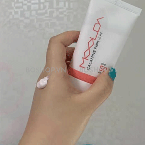 kem-chong-nang-nang-tong-da-moolda-calamine-pink-sun-spf50-pa-boshop-6-gif