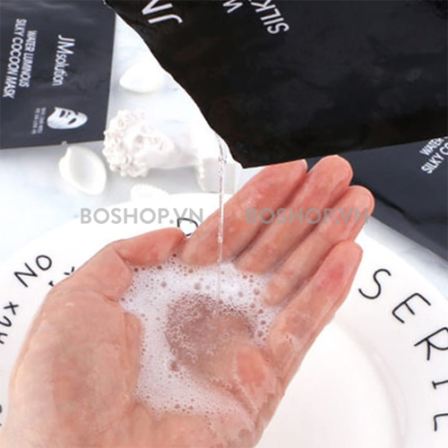mat-na-jm-solution-water-luminous-silky-cocoon-mask-black-boshop-5-jpg