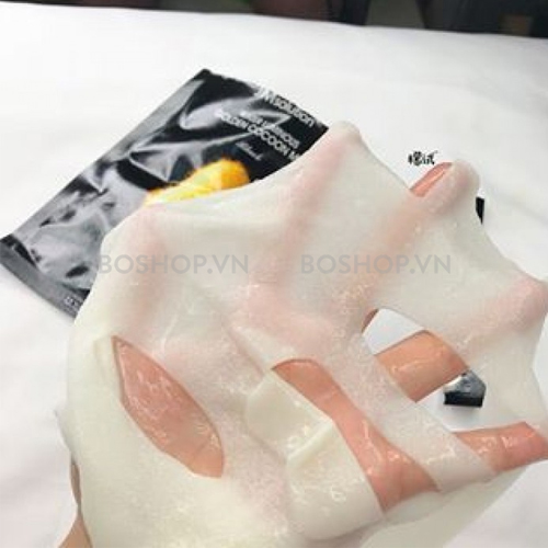 mat-na-jm-solution-water-luminous-golden-cocoon-mask-black-boshop-1-jpg