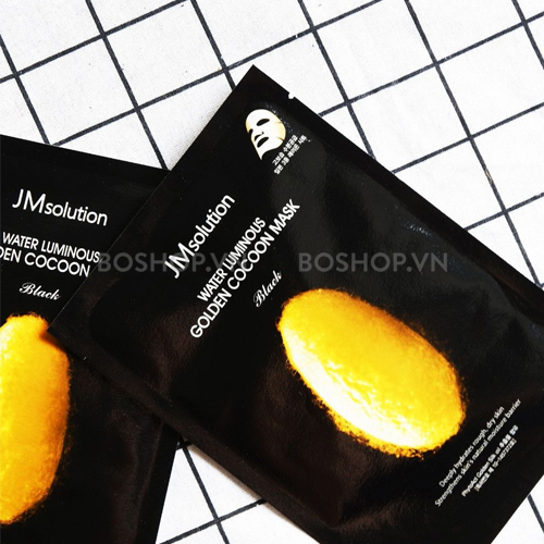 mat-na-jm-solution-water-luminous-golden-cocoon-mask-black-boshop-3-jpg