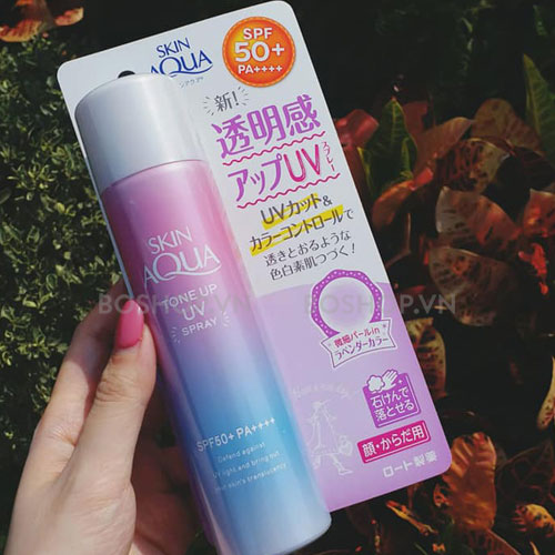  Rohto Skin Aqua Tone Up UV Essence SPF50+ PA++++