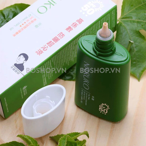 chong-nang-naruko-tea-tree-anti-acne-sunscreen-30ml-boshop-7-gif