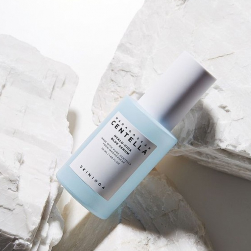 tinh-chat-cap-am-lam-diu-sang-da-skin1004-madagascar-centella-hyalu-cica-blue-serum-50ml-boshop-7-jpg