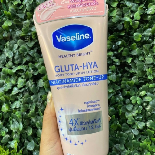 duong-the-vaseline-healthy-bright-gluta-hya-body-tone-up-uv-lotion-330ml-boshop-9-jpg