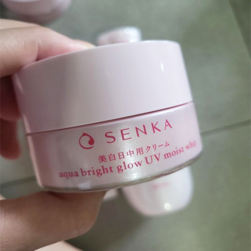 kem-duong-trang-da-ban-ngay-senka-aqua-bright-glow-uv-moist-whip-gel-cream-50g-boshop-8-jpg