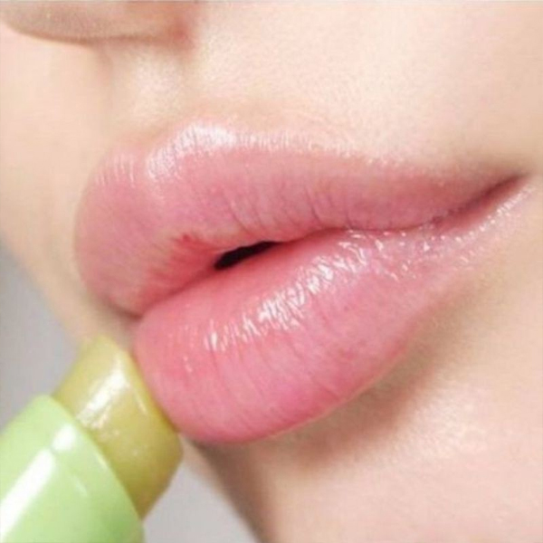 son-duong-tra-xanh-innisfree-green-tea-lip-balm-36g-boshop-6-jpg