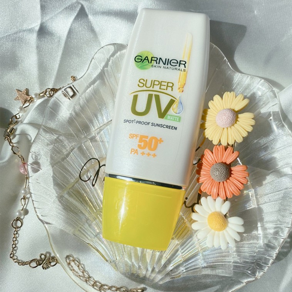 kem-chong-nang-garnier-light-complete-super-uv-spot-proof-sunscreen-spf50-pa-30ml-boshop-7-jpg