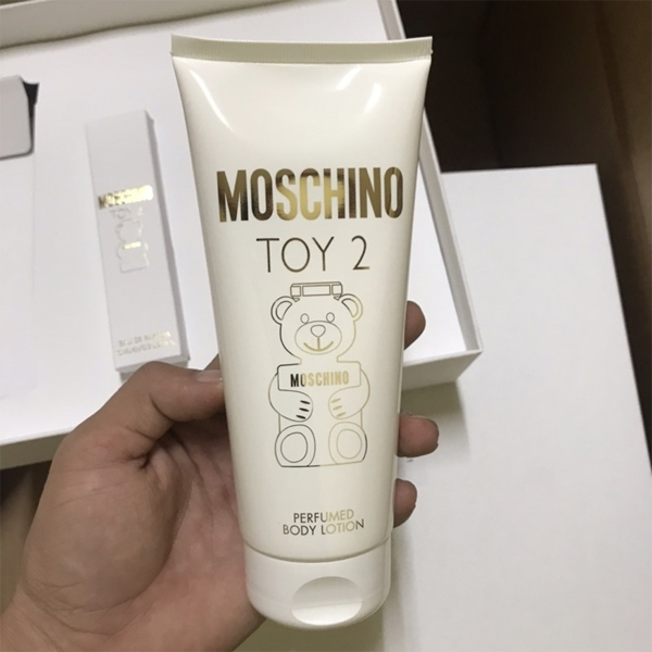 gift-set-nuoc-hoa-nu-moschino-toy-2-edp-3-mon-3-boshop-11-jpg