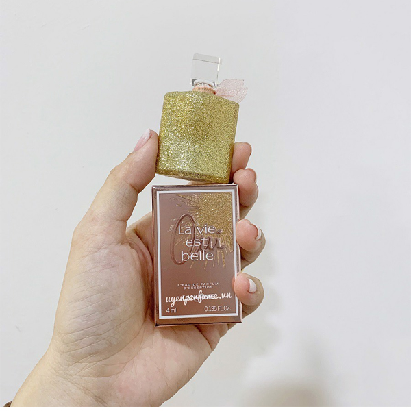 nuoc-hoa-mini-nu-lancome-oui-la-vie-est-belle-4ml-boshop-8-jpg