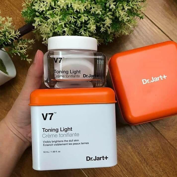 kem-duong-trang-tri-tham-nam-drjart-v7-toning-light-50ml-1-boshop-5-jpg