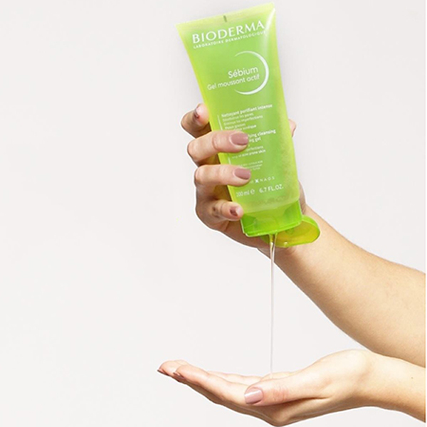 sua-rua-mat-dang-gel-bioderma-sebium-gel-moussant-actif-200ml-boshop-4-jpg