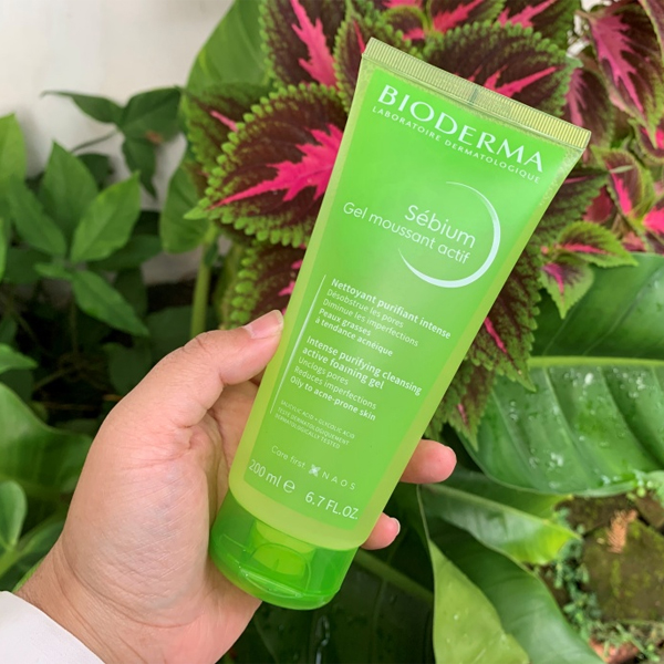 sua-rua-mat-dang-gel-bioderma-sebium-gel-moussant-actif-200ml-boshop-8-jpg