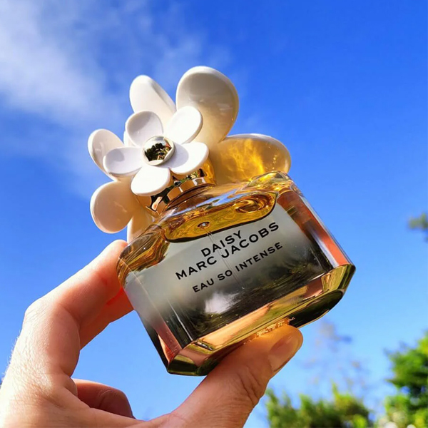 nuoc-hoa-nu-marc-jacobs-daisy-eau-so-intense-edp-100ml-boshop-6-jpg