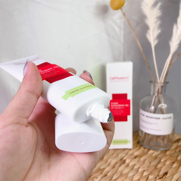 kem-chong-nang-cho-da-dau-da-mun-nhay-cam-cell-fusion-c-advanced-clear-sunscreen-oil-sebum-care-spf50-pa-50ml-boshop-5-jpg