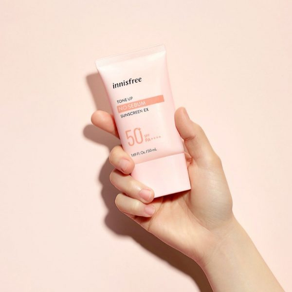 kem-chong-nang-nang-tong-innisfree-tone-up-no-sebum-sunscreen-ex-spf50-pa-50ml-boshop-3-jpg