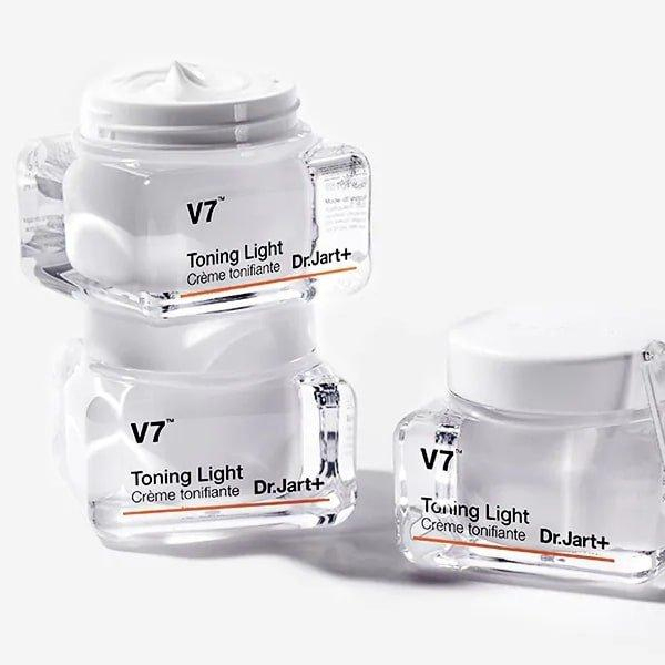 kem-duong-trang-tri-tham-nam-dr-jart-v7-toning-light-50ml-boshop-3-jpg