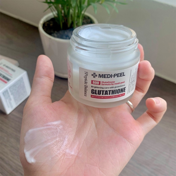 kem-duong-trang-da-medi-peel-bio-intense-glutathione-white-cream-50g-boshop-1-jpg