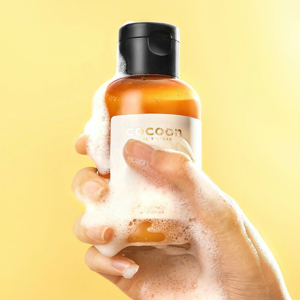 sua-rua-mat-chiet-xuat-tu-nghe-hung-yen-cocoon-hung-yen-turmeric-cleanser-140ml-boshop-8-jpg