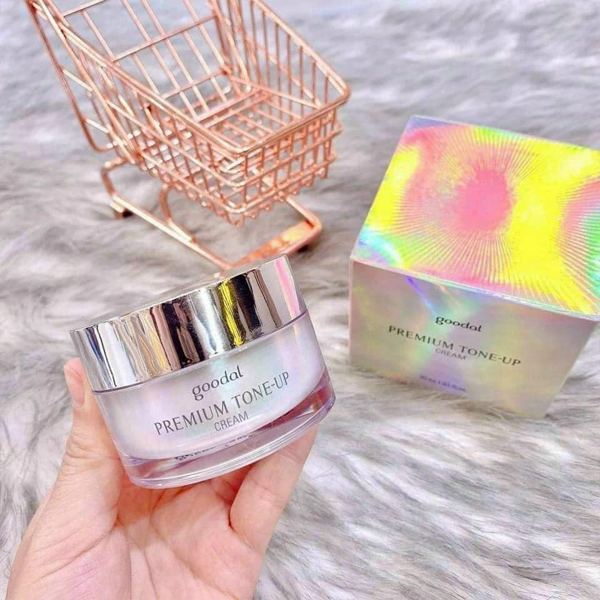 kem-duong-trang-da-goodal-premium-snail-tone-up-cream-30ml-boshop-2-jpg