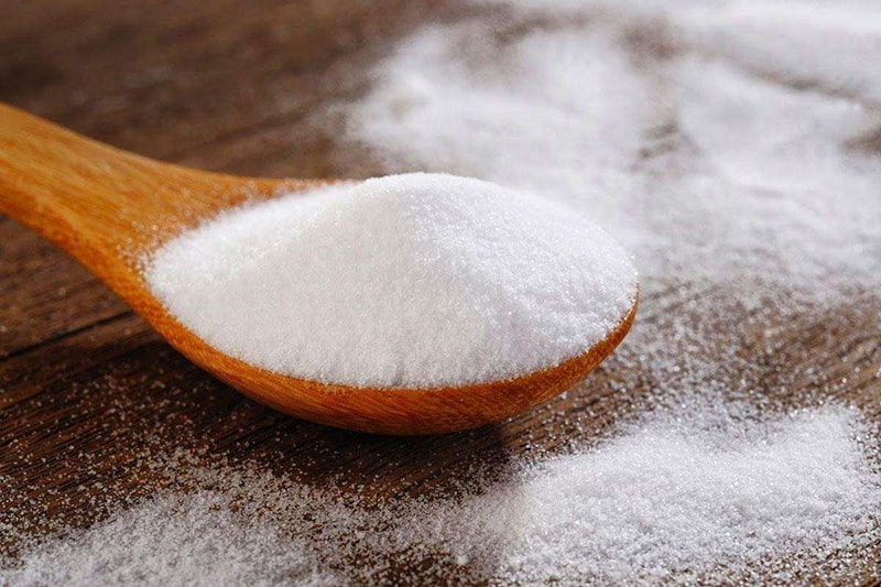 lột mụn đầu đen bằng baking soda và sữa tươi