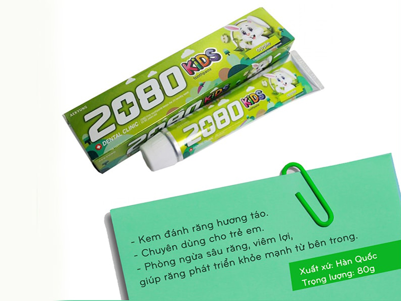 Hãy sử dụng kem đánh răng 2080 Kids Apple để giúp trẻ em làm quen với việc vệ sinh răng miệng sau các bữa ăn và trước khi đi ngủ.