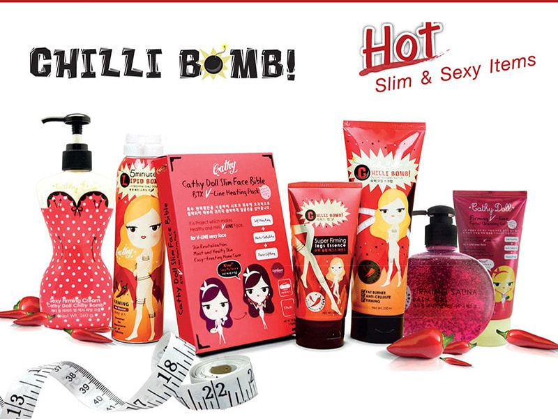 Tan mỡ Cathy Doll Chilli Bomb Sexy Firming Cream (ngoài cùng bên trái) có trọng lượng 260g, thoải mái để bạn sử dụng 2 lần/ngày, không cần rửa lại bằng nước.