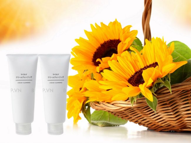 Gel tẩy trang Muji Gel Cream Cleansing 150gr hương thơm tươi mát mang lại cảm giác dễ chịu