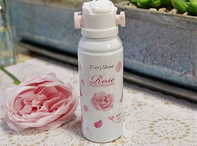 Bọt rửa mặt cho da khô EveryShine Rose 150ml