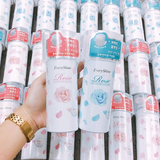 Bọt rửa mặt cho da khô EveryShine Rose 150ml dành cho mọi loại da, da dầu ,da thường, da khô