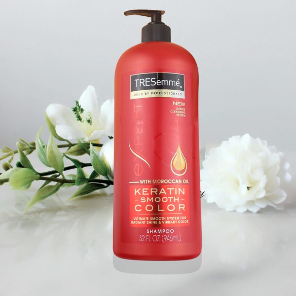 Dầu gội TRESemmé Moroccan Oil Keratin Smooth Color 946ml